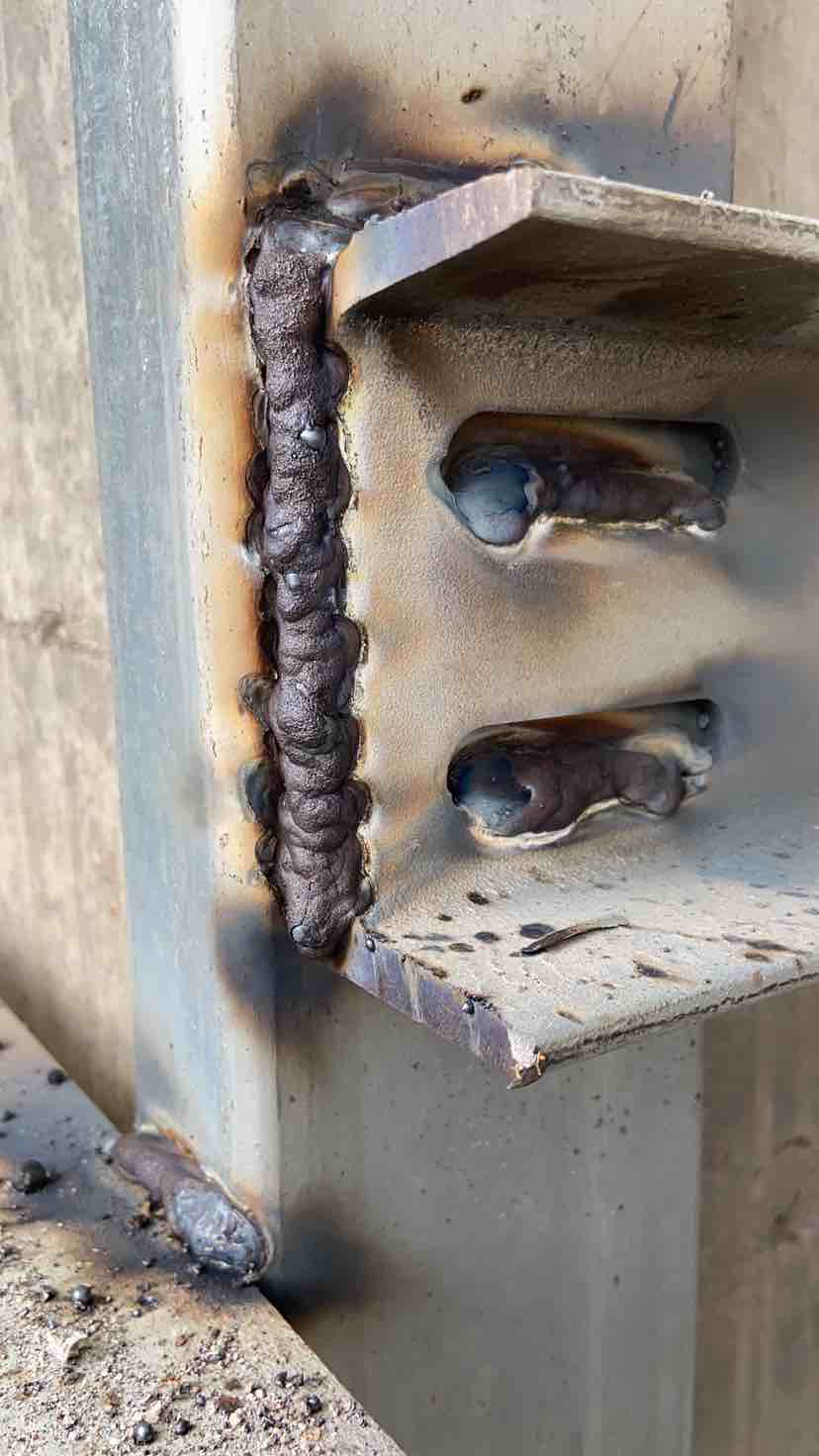 广东珠海烧二保焊两三天,不过探伤能成型就行,一天八小时400