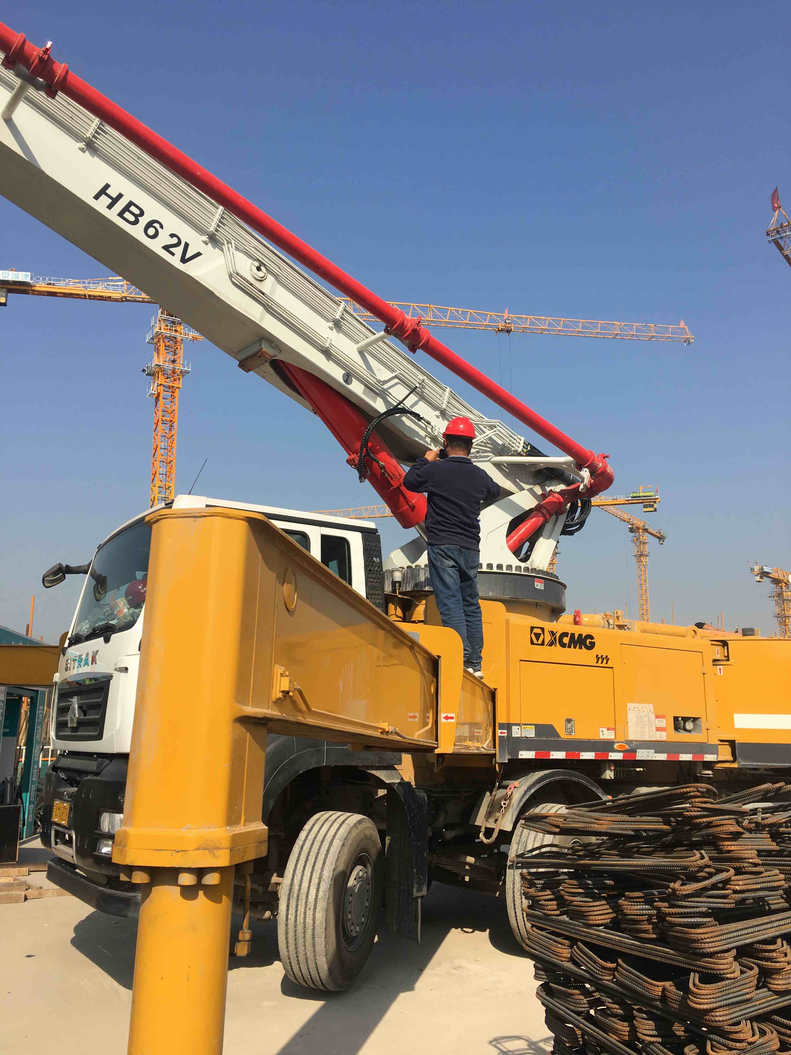 北京大兴区北京市大兴区招混凝土泵车司机要求能开车会打泵