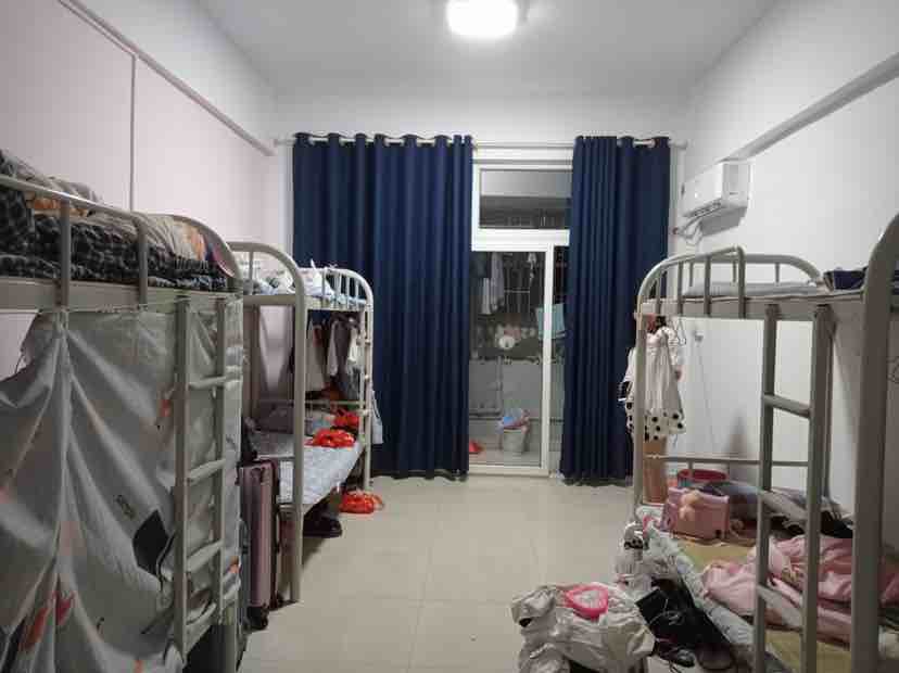 深圳龙岗区龙岗电子厂长白班坐班不体检男生年龄16到49女