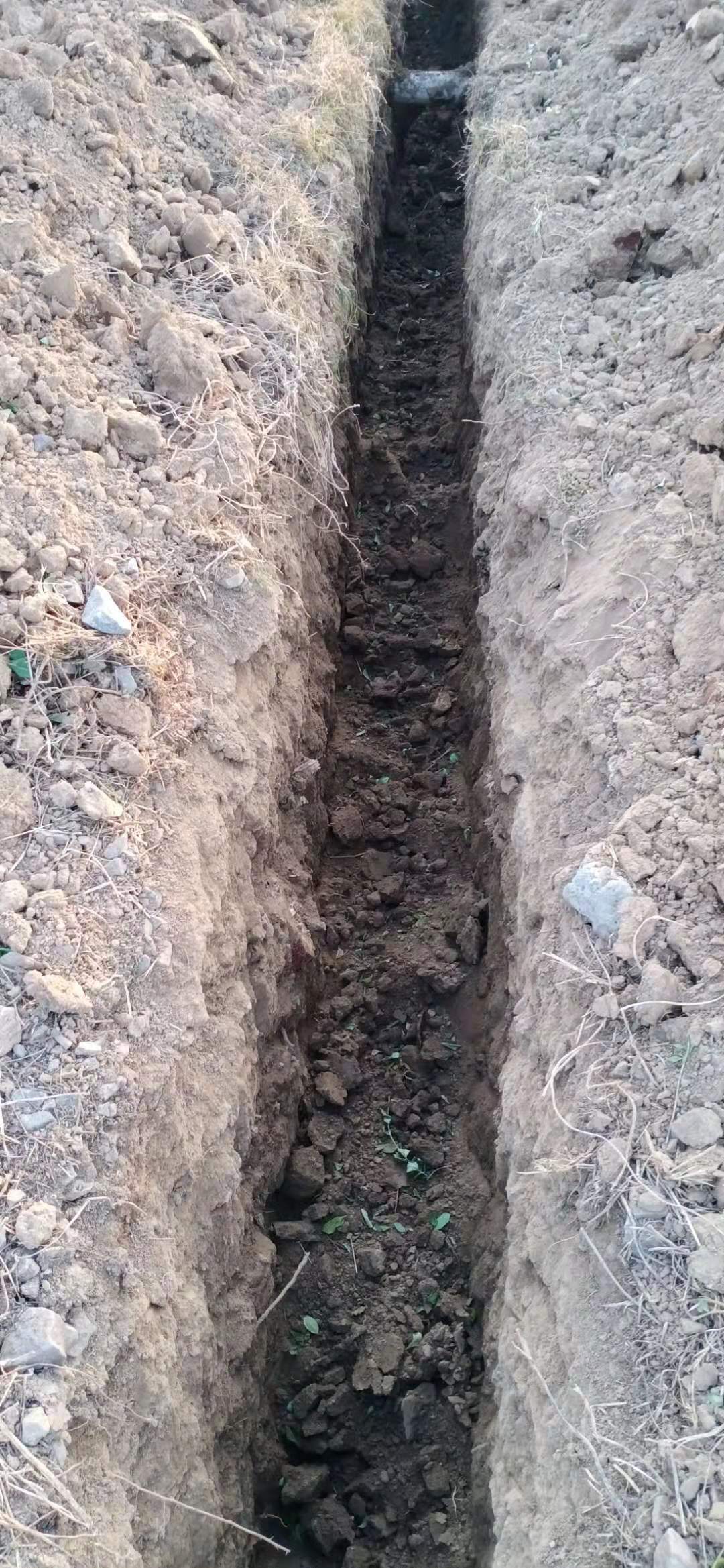 北京廊坊市文安县铁路挖电缆沟深12米宽30厘米11一
