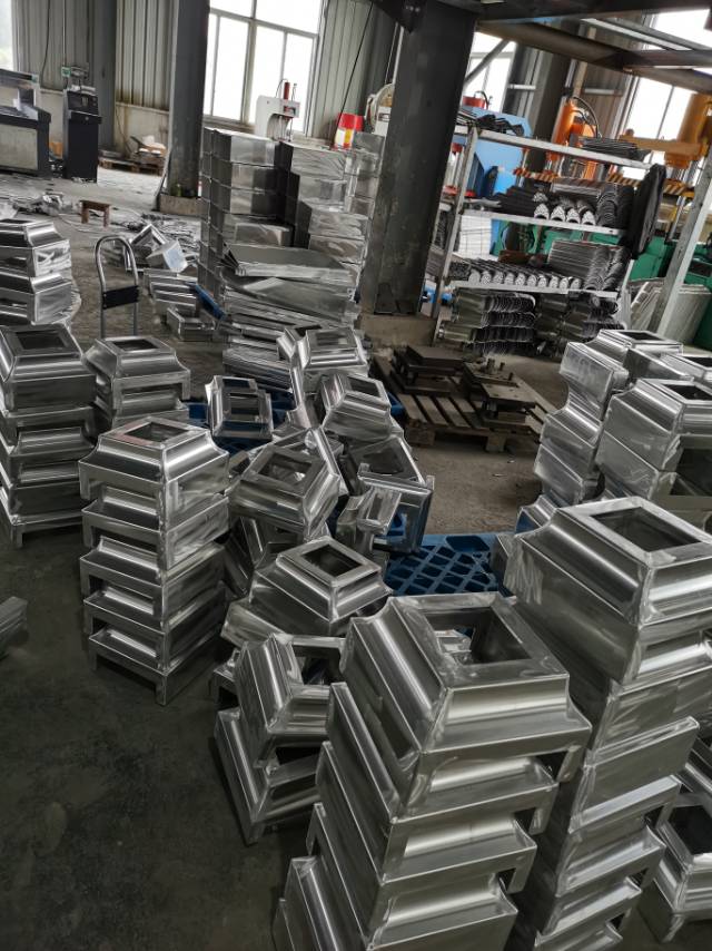 湖北黄石大冶殷祖招两个焊工焊铝氩弧焊铝制品有的朋友电话联