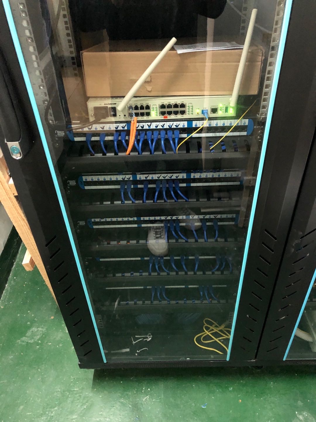 武江岸区弱电维修,维修网络,给固定单位售后,可以按去一次多-鱼泡网