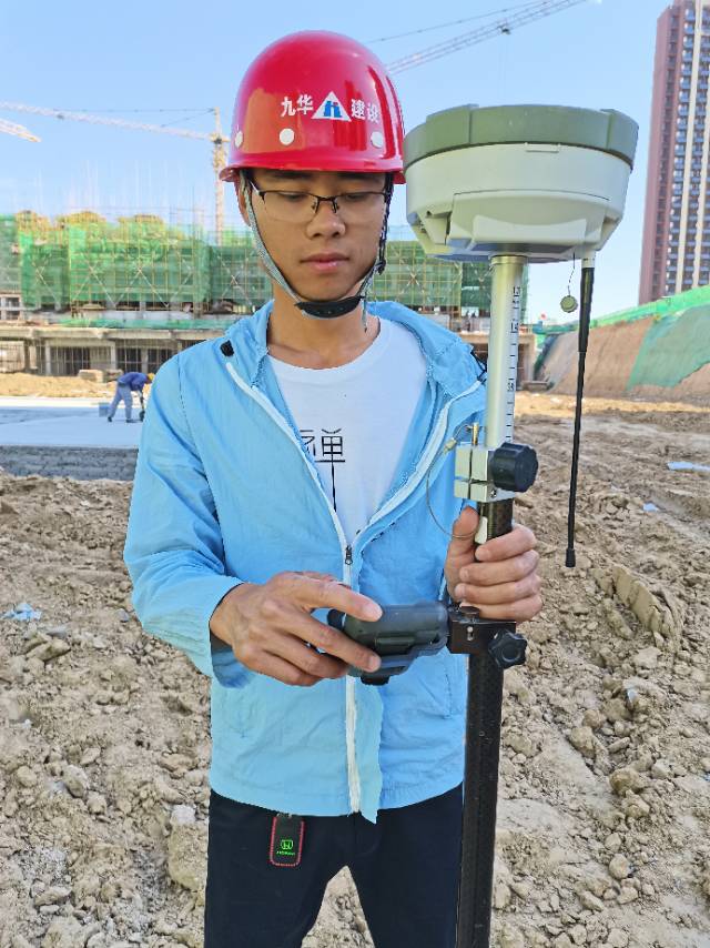 山西呂梁孝義土建項目招聘成手測量放線人員1名,要求具備工業建築